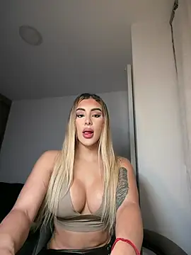 mi_suk11 Adlı Modelin Web Kamerası Şovu