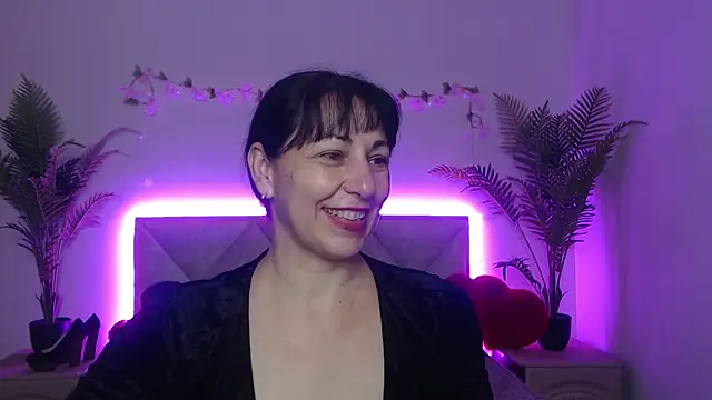 Show modela LiluGrants na web-kameri