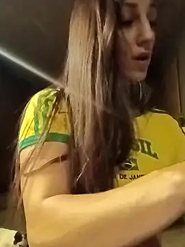 Chat +18 de canduxgirl ao vivo