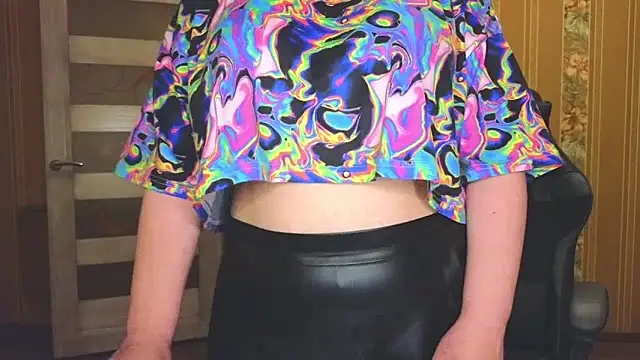 warm_pearl's Live XXX Chat