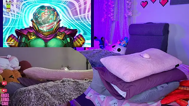 Czat XXX na żywo – Angel-Lewd-Cake