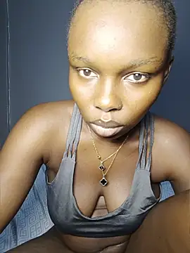 Sexymaurine Chat XXX in diretta