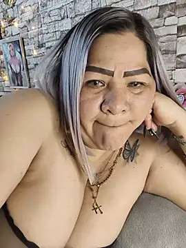 دردشة Dalessa_Bigtits الجنسية المباشرة