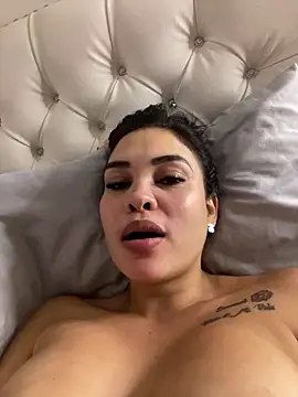 FOX_LATINAn Live XXX chat