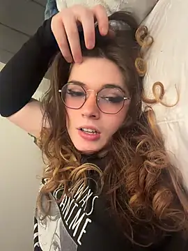 cutypiefull's Webcam Show