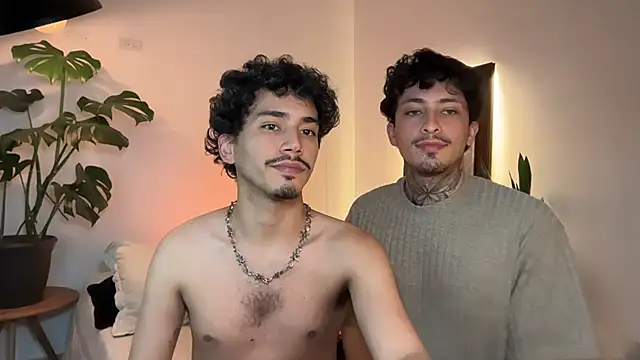 Noah_and_Stevenのウェブカメラショー
