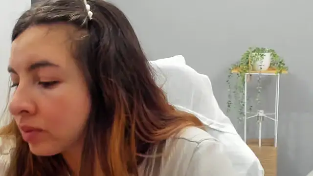 Živý XXX chat __Emma__11__Lecat_