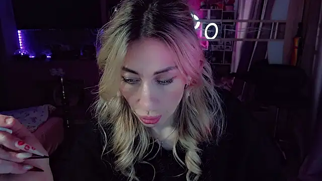 Chat +18 de AnnieGOld_ ao vivo