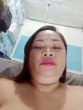 Sweetlorie_83's Live XXX Chat