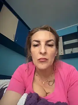 Show modela Hot-Milf4U na web-kameri