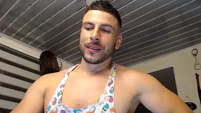 XXX chat uživo modela bayronfit