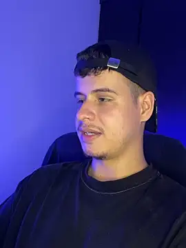 XXX chat uživo modela BjornSteel
