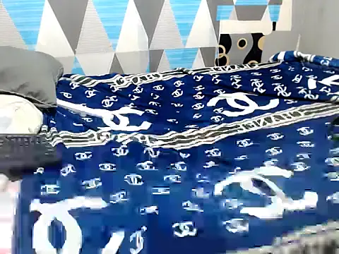 Trish_CurveCock Show Webcam