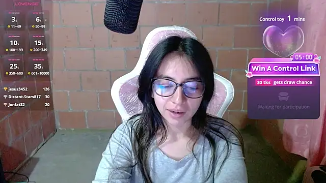Онлайн чат XXX Maggie_Fox3
