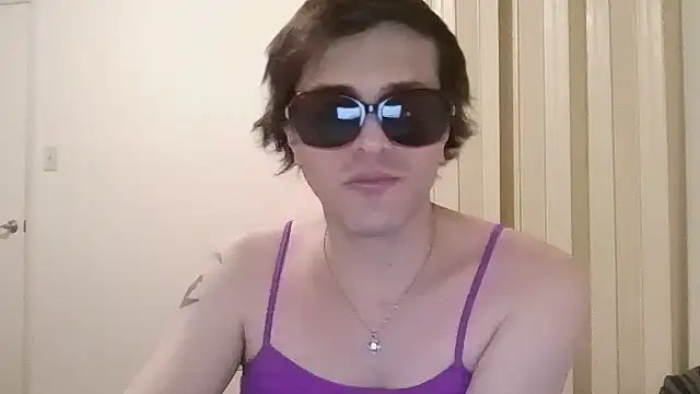 Show modela jussy069 na web-kameri
