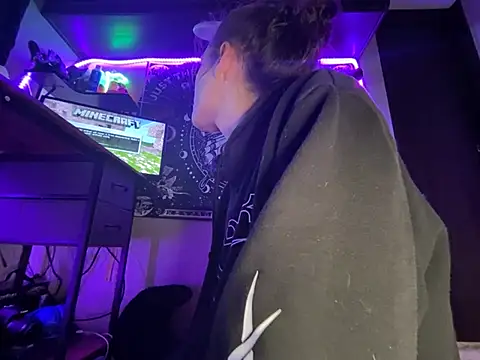 Lilactease's Webcam Show