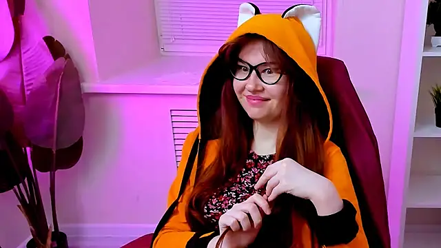 CarolGiggly live XXX chat