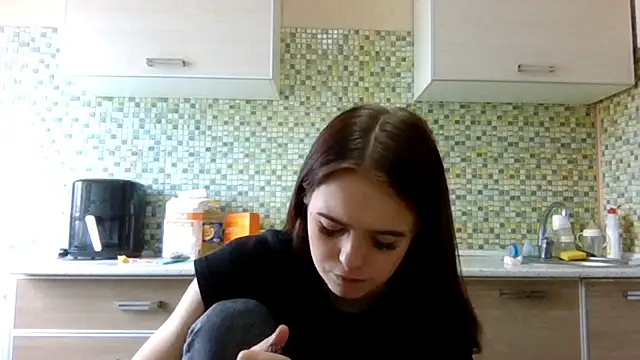 KikiAmino XXX чат на живо