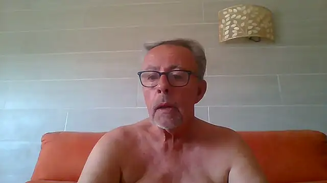 tuggy59n Live XXX chat