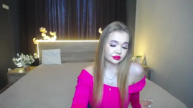 StacyYellig live XXX chat