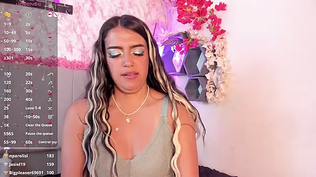 IsaDiiaz Chat XXX in diretta