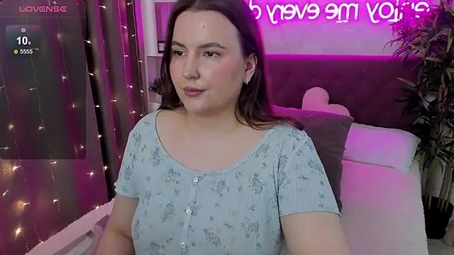 Chat XXX en directo de FeralPeach