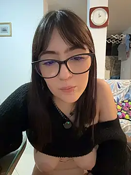HinaSweet 即時 XXX 聊天