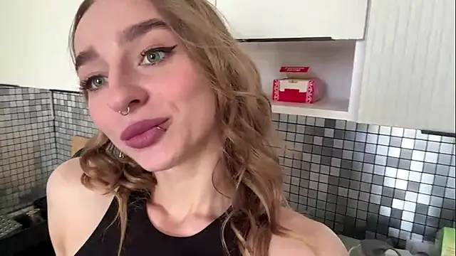 Show modela amilia-sexygirl na web-kameri