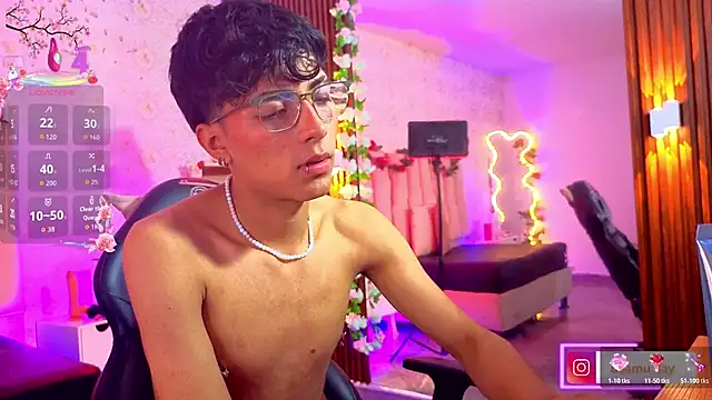 osamu_tay Webcam show