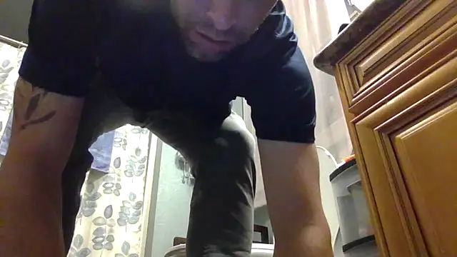 dik4cache's Live XXX Chat