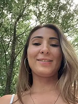 Wonder_Kari webcam show