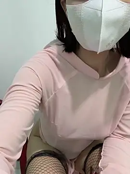 Nana-19 在線直播表演