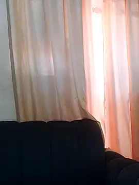 hothairy_puss' Live XXX Chat