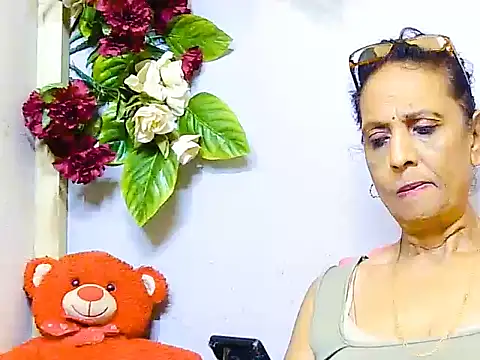 Hot_queen58's Live XXX Chat