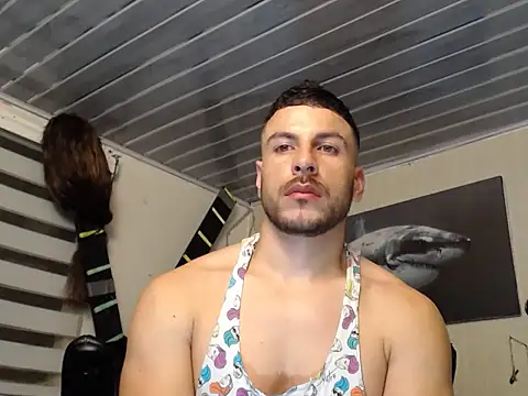 bayronfitn Live XXX chat