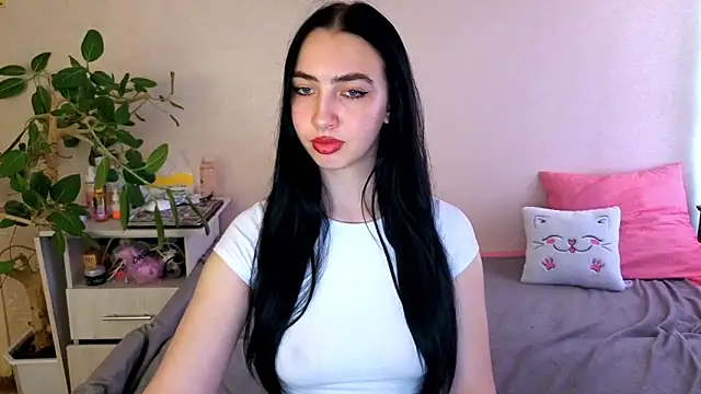 دردشة WildKittenX_ الجنسية المباشرة