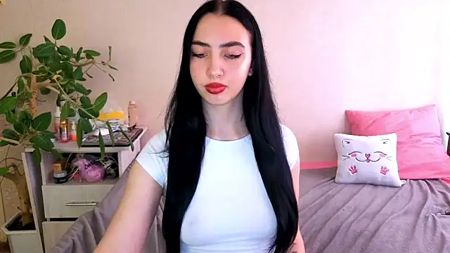 WildKittenX_'s Live XXX Chat