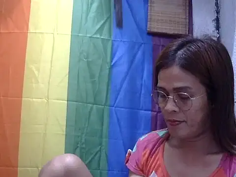 הופעת וובקאם של juicycum069