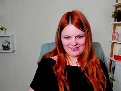 GingerKitten1 Adlı Modelin Canlı XXX Sohbeti