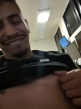 Juann-cock's Live XXX Chat