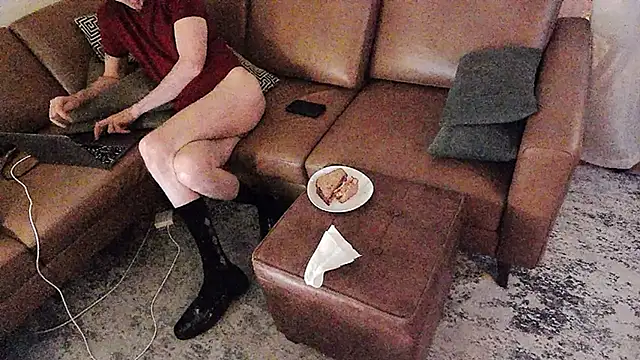 แชท XXX สดของ dress_socks_suits