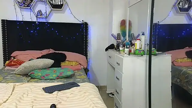 Živý XXX chat charlotte_077