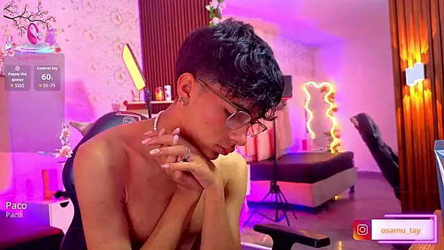 Živý XXX chat osamu_tay