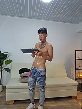 Darwinstark_ 在線直播表演