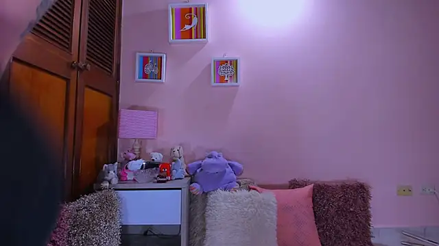 Онлайн чат XXX AbrilRussell