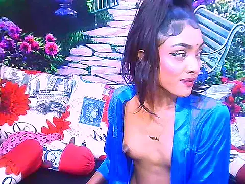 IndianPretty14u2Luv élő XXX-chatje
