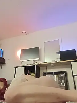 Show Webcam de sissytrapdolly24