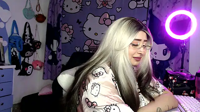 XXX chat uživo modela lussyevans24