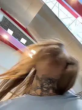KishaMur Adlı Modelin Canlı XXX Sohbeti