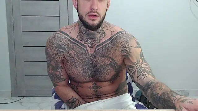 צ'אט XXX בשידור חי של maxi_foxxx